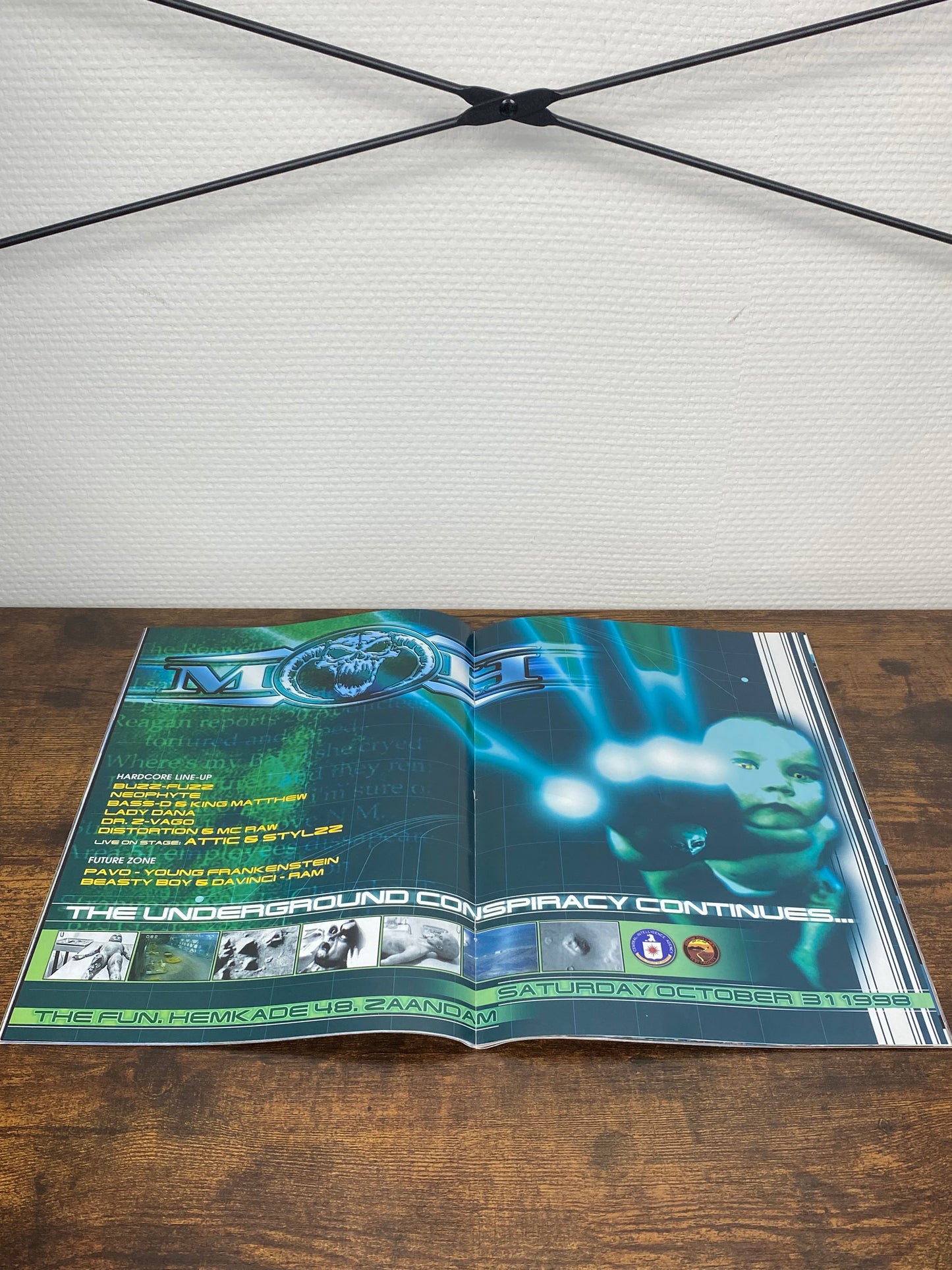 (1998) Thundermagazine 25 (Includes The Masochist & MOH Poster)