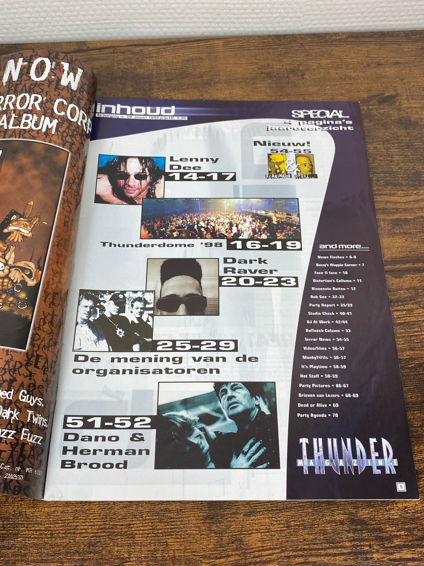 (1999) Thundermagazine 28 (With Shadowlands vs Hellraiser Poster!)