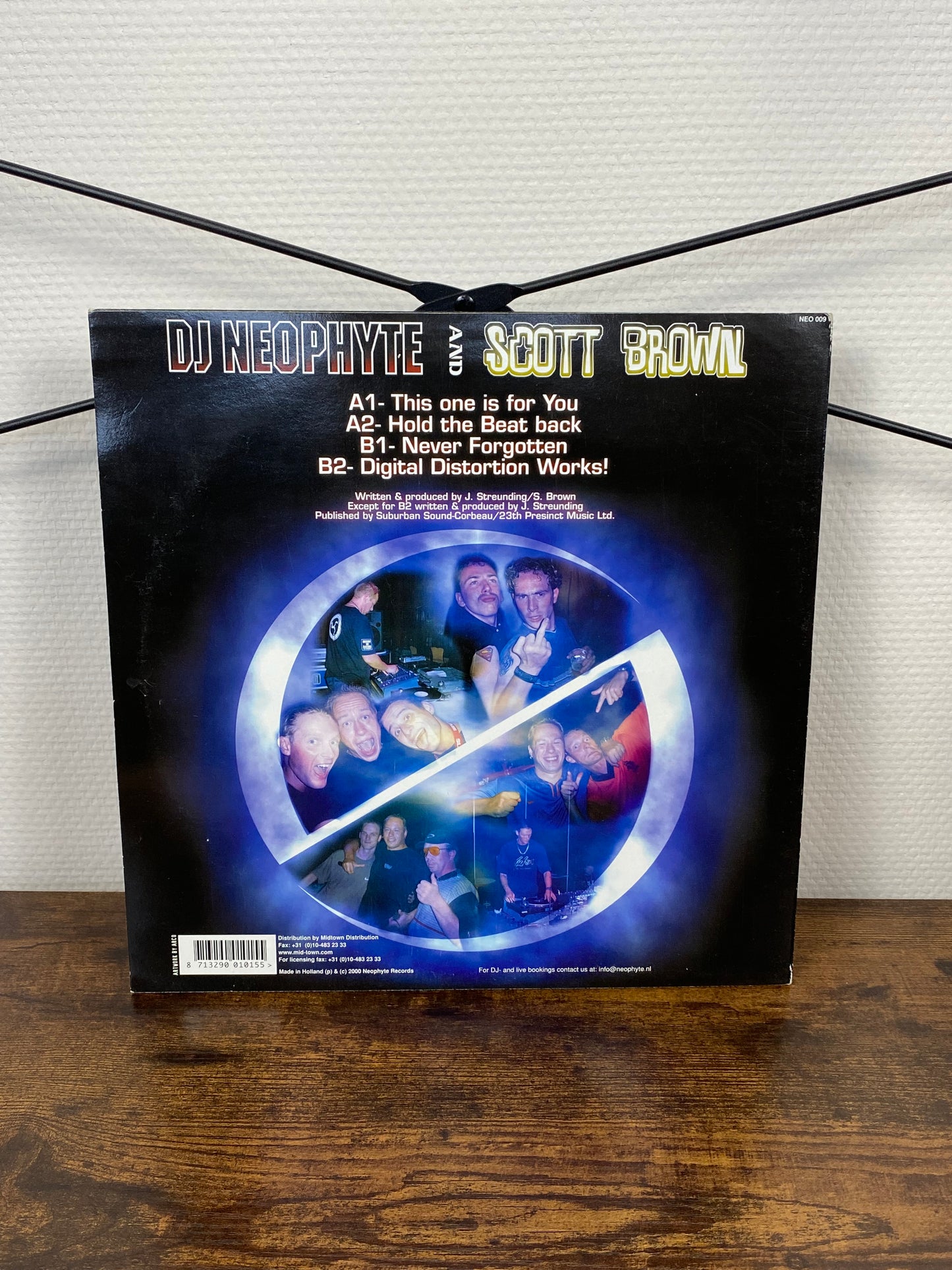 DJ Neophyte And Scott Brown – This One Is For You (Vinyl)