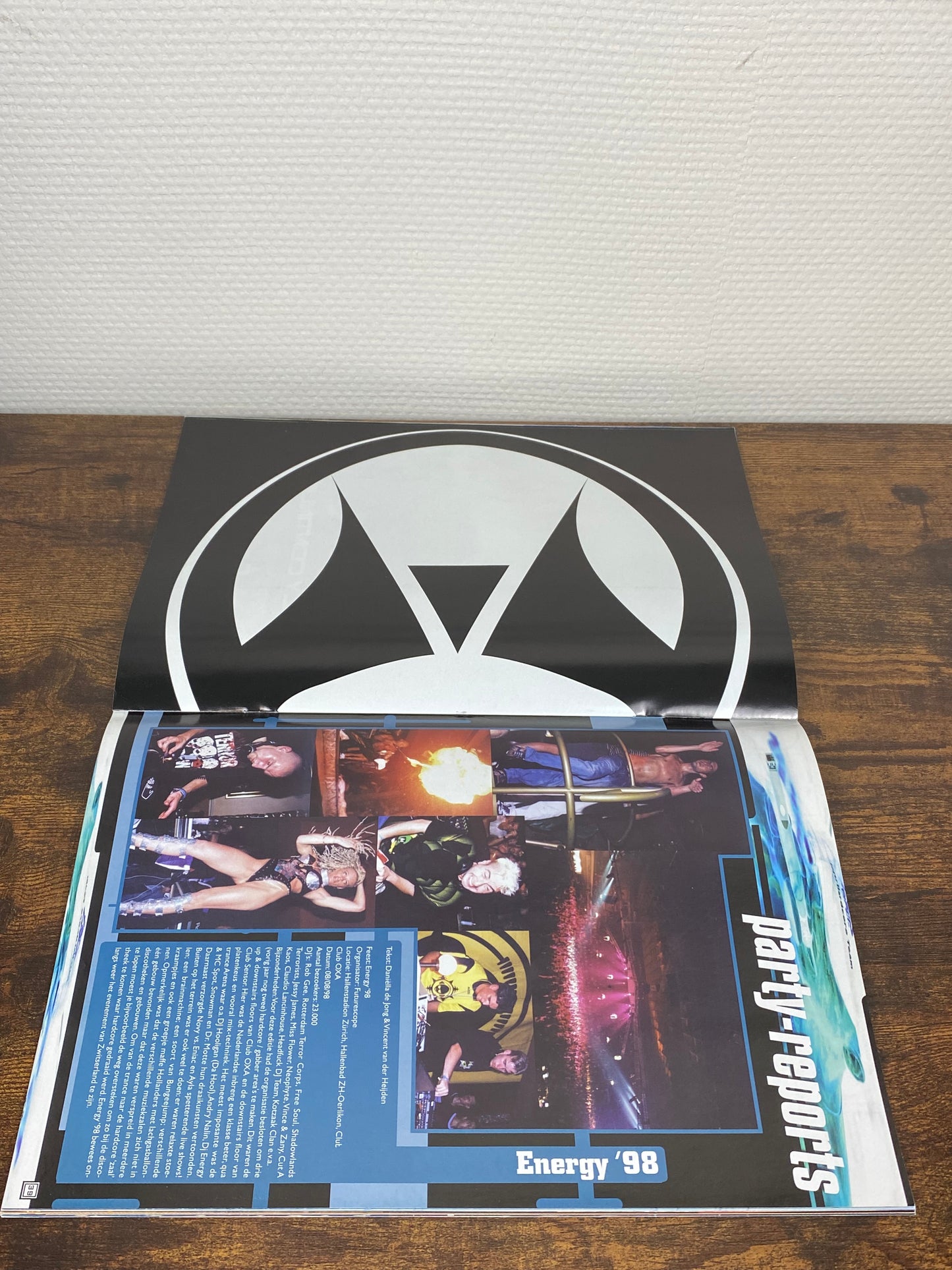 (1998) Thundermagazine 25 (Includes The Masochist & MOH Poster)