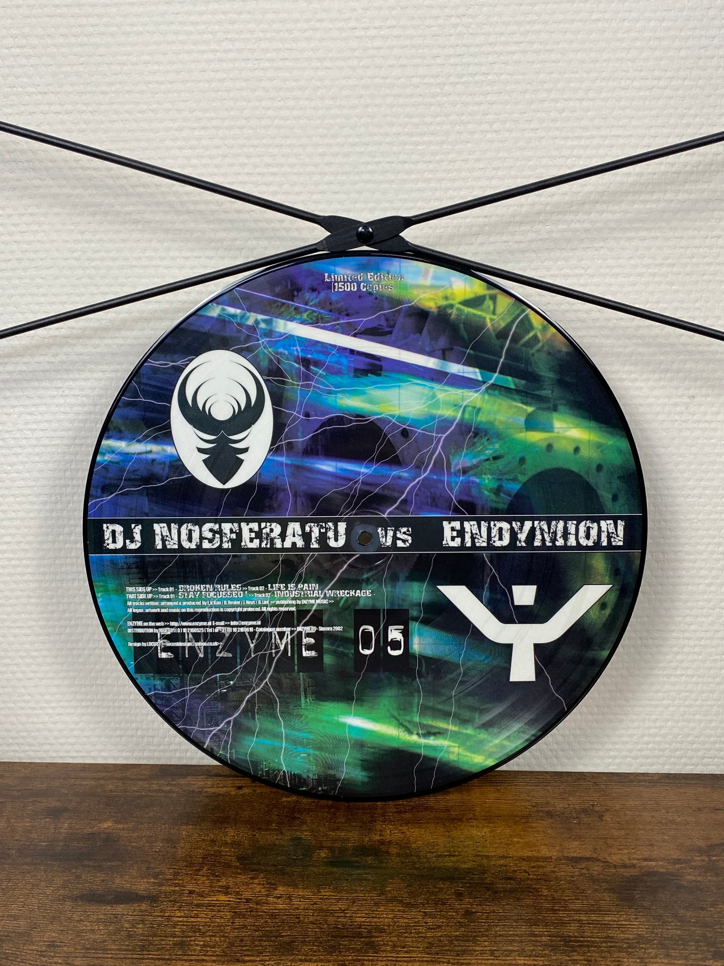 DJ Nosferatu Vs. Endymion – Stay Focussed! (Vinyl)