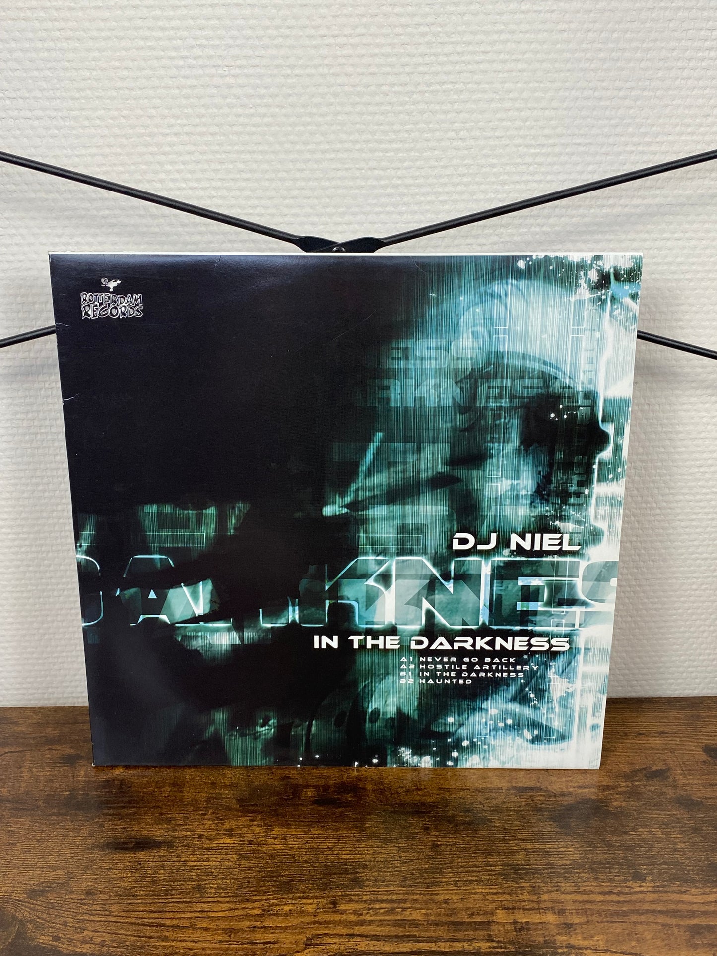DJ Niel – In The Darkness (Vinyl)