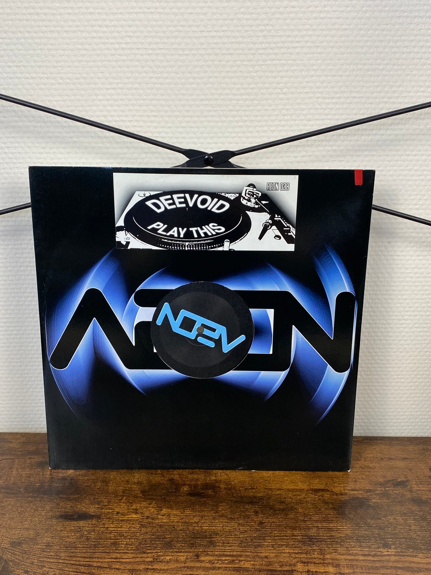 Deevoid – Play This (Vinyl)