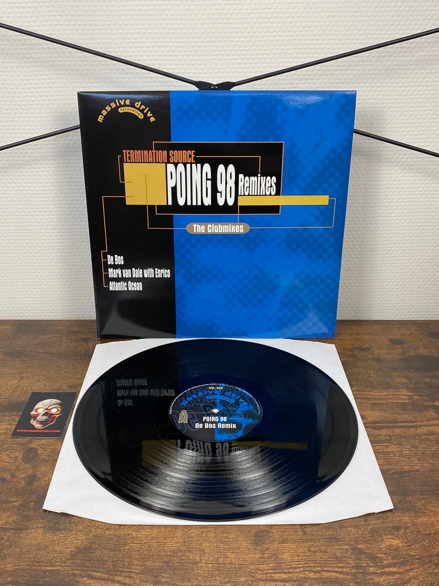 Sorgente di terminazione – Poing 98 (VINILE)
