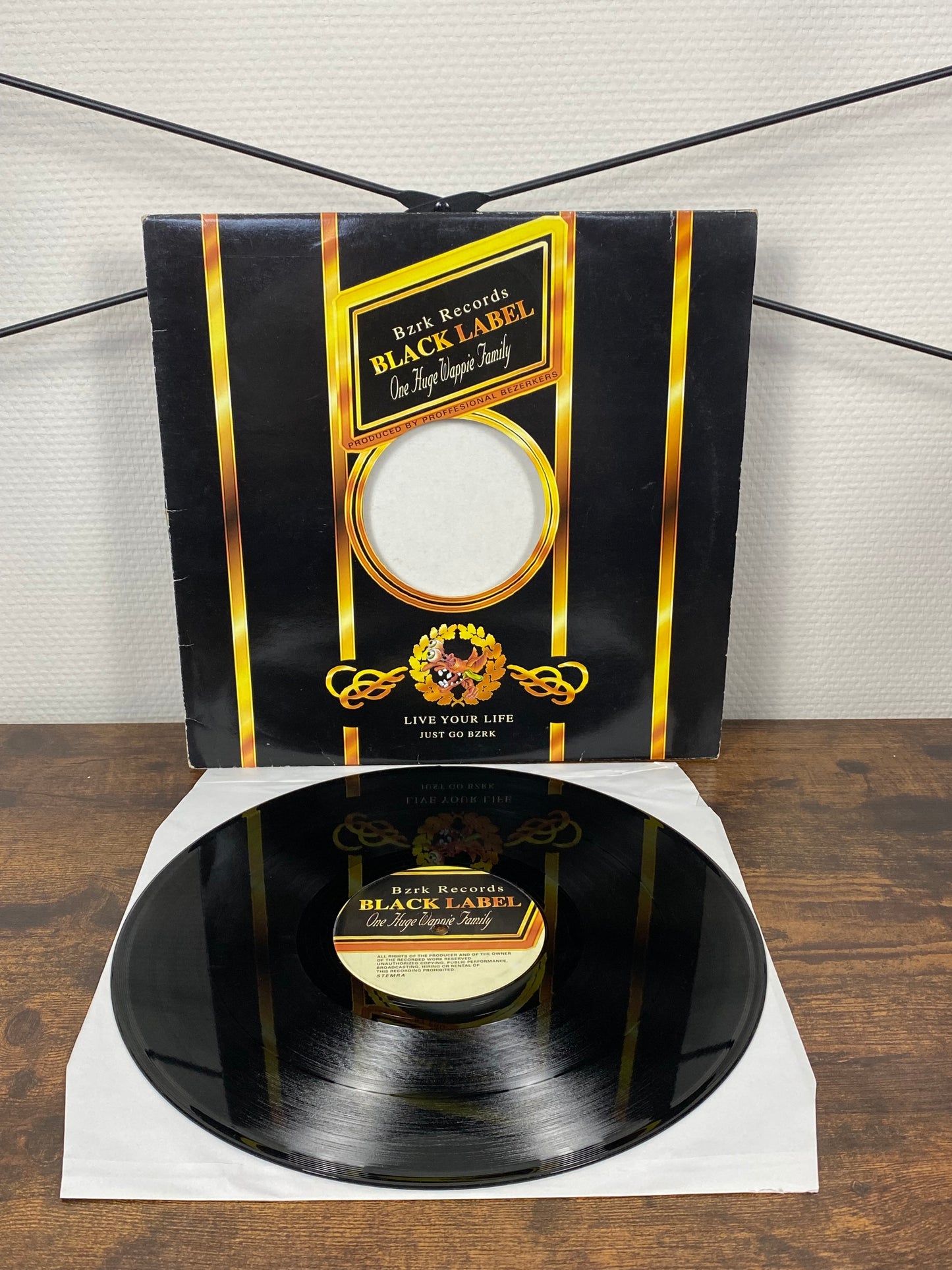 DJ Buzz Fuzz – Summertime (Vinyl)