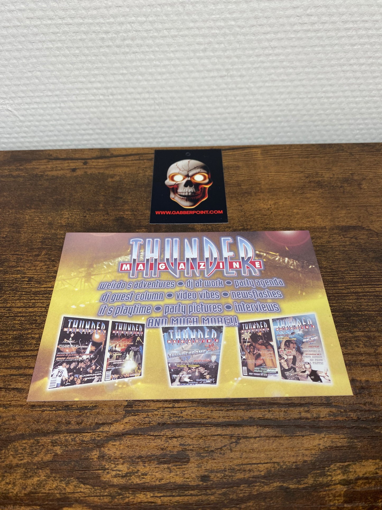 Abbonato a Thundermagazine - Volantino