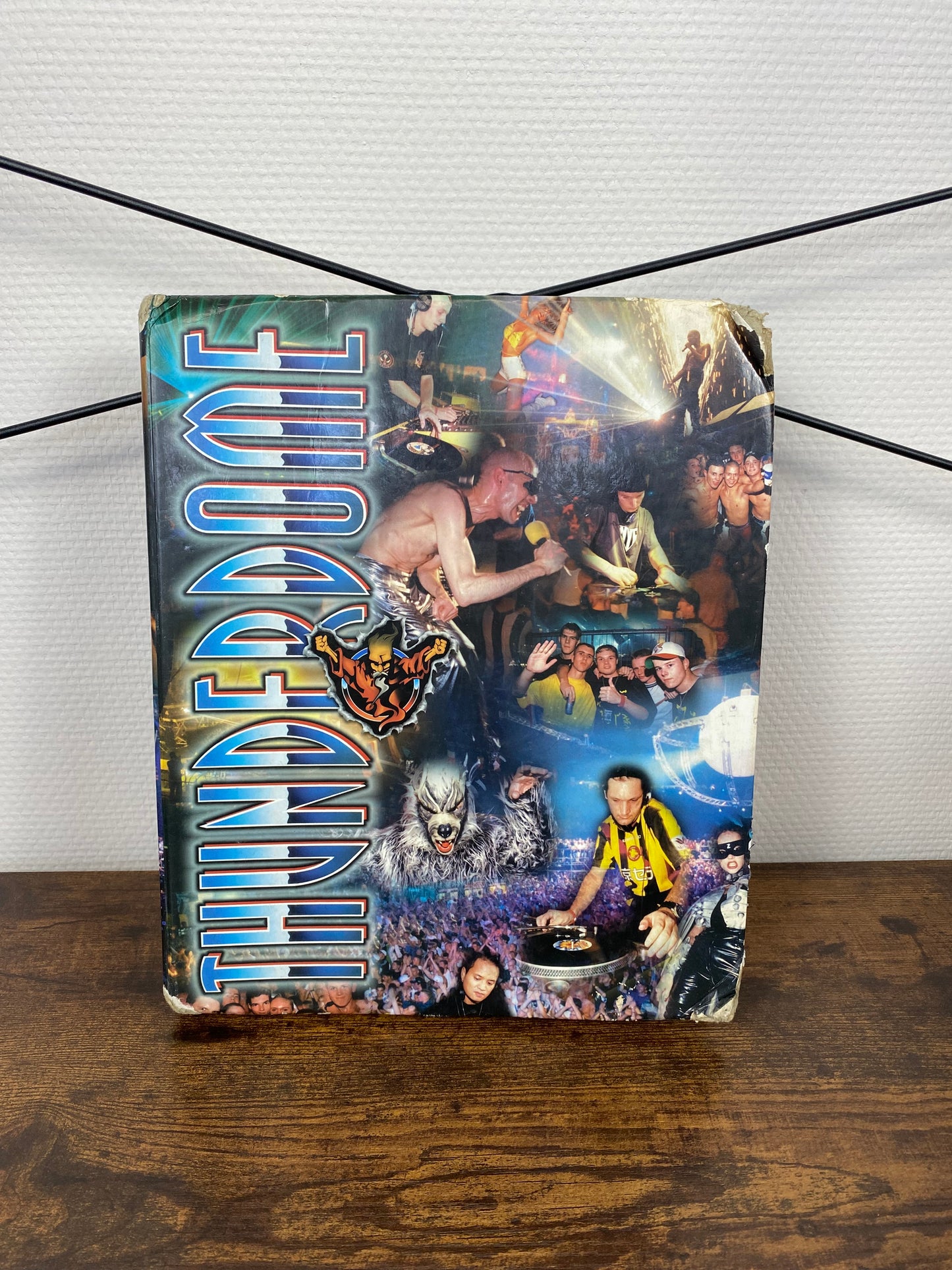 90s Thunderdome Ringmap