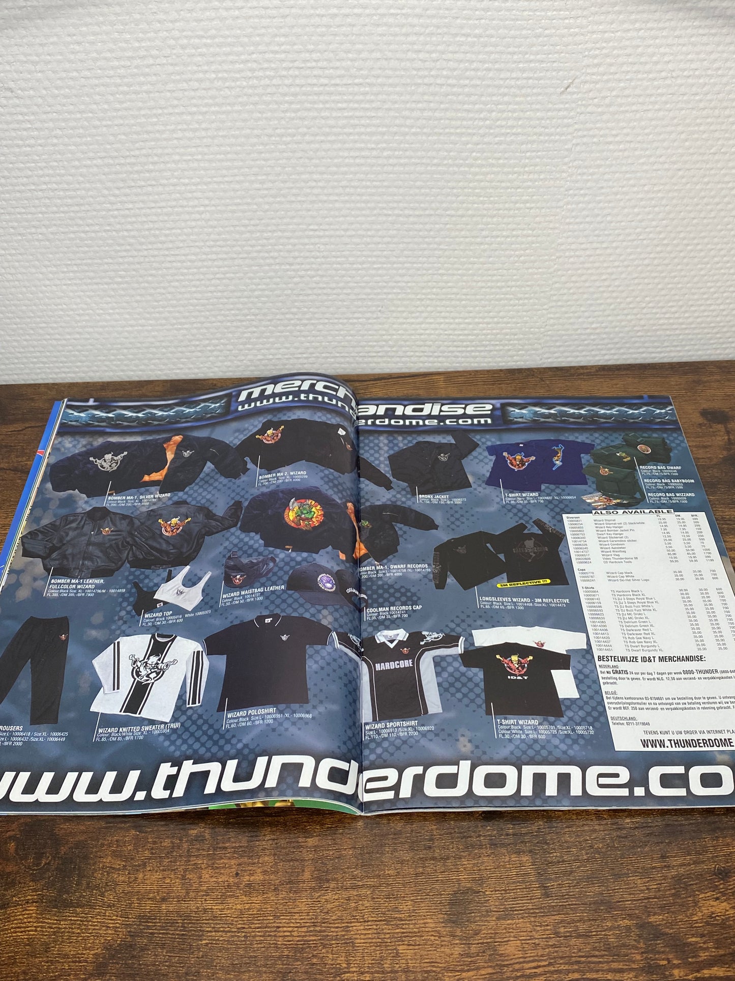 (1999) Thundermagazine 30 (Includes Babyboom Records & Wap Squad Project Poster)