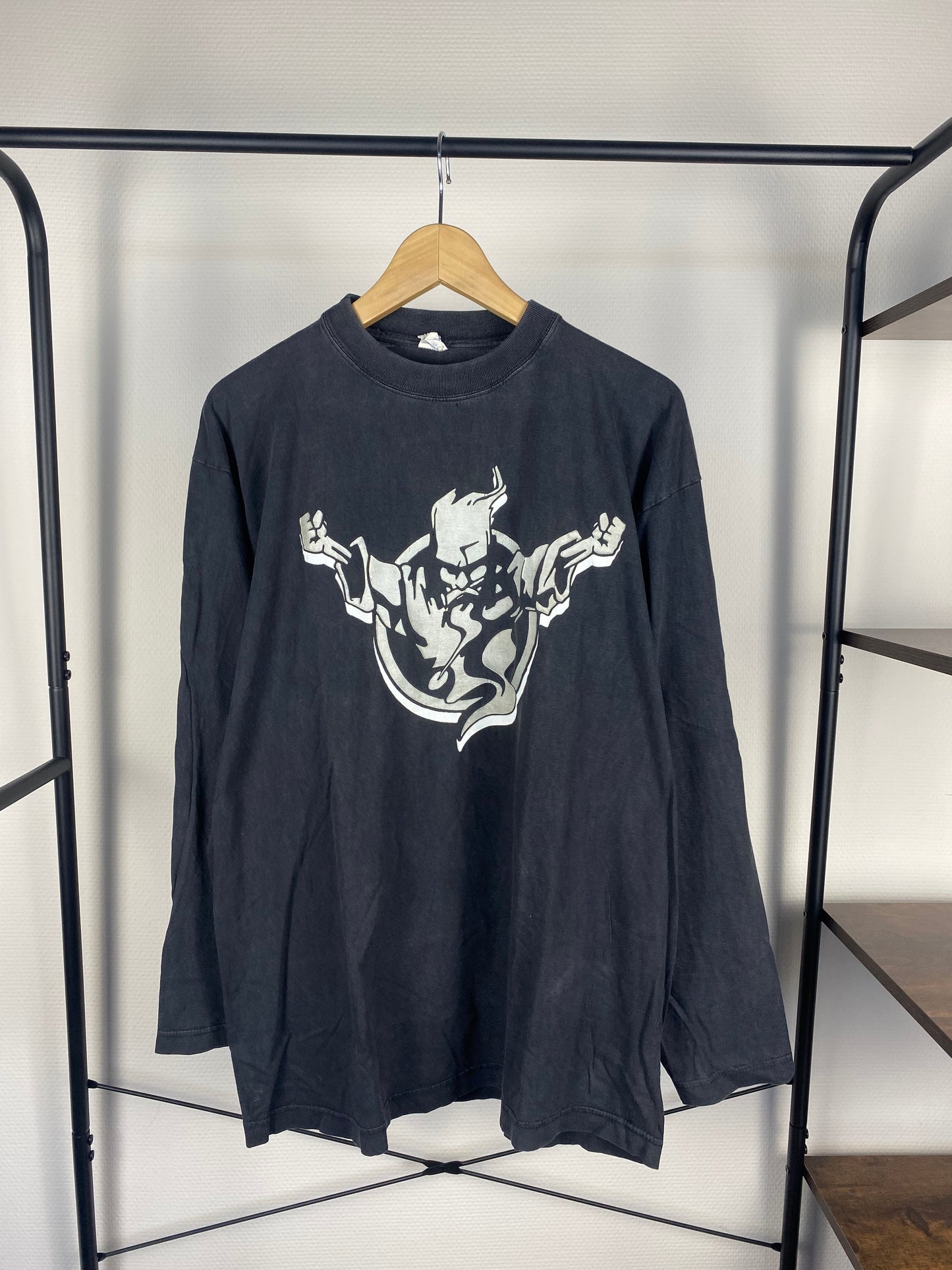ID&T / Thunderdome 90s longsleeve - Size XL
