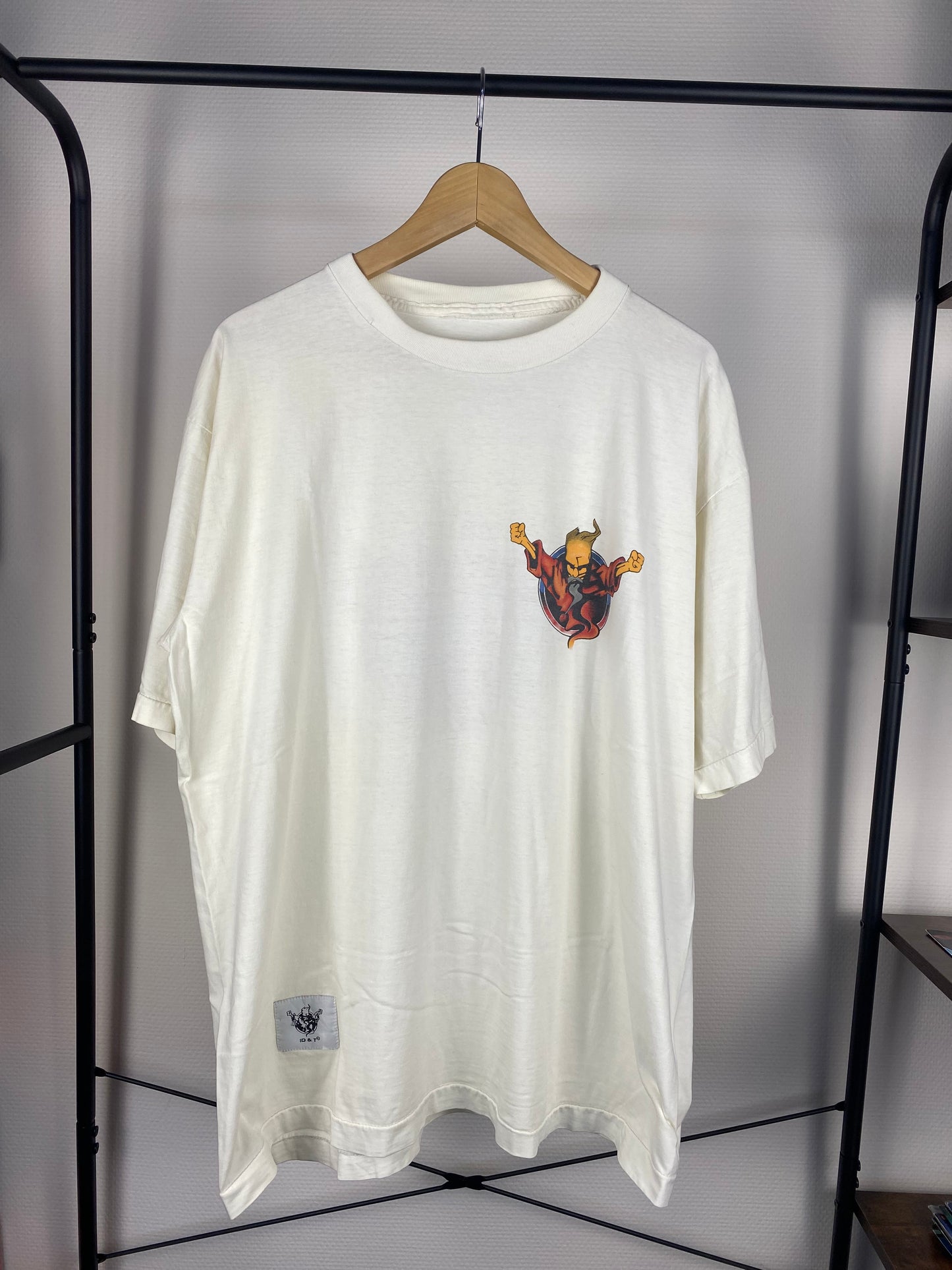 ID&T t-shirt - Size XL