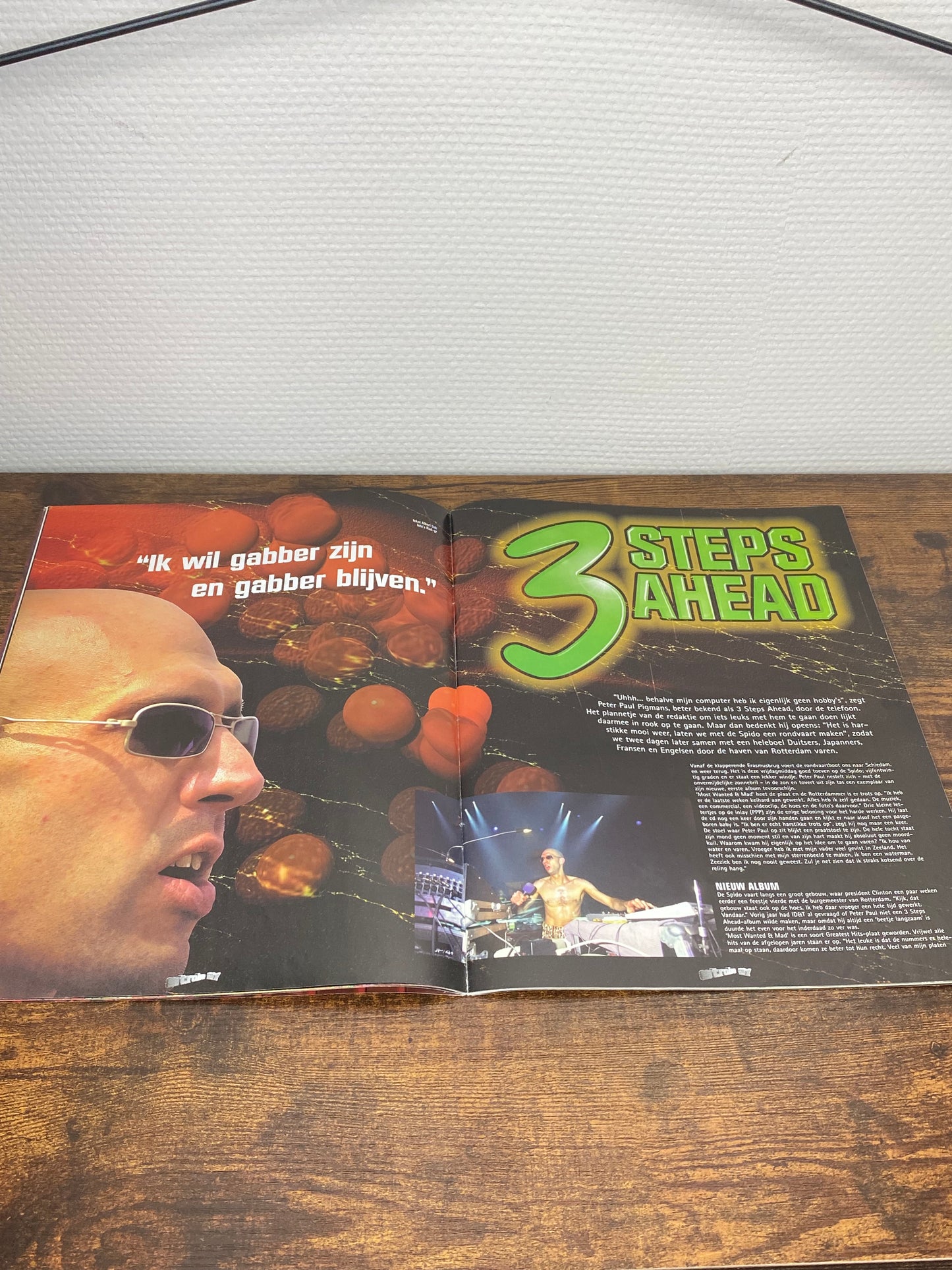 (1997) Strobe Magazine (Includes a Gabberland 1997 Poster)