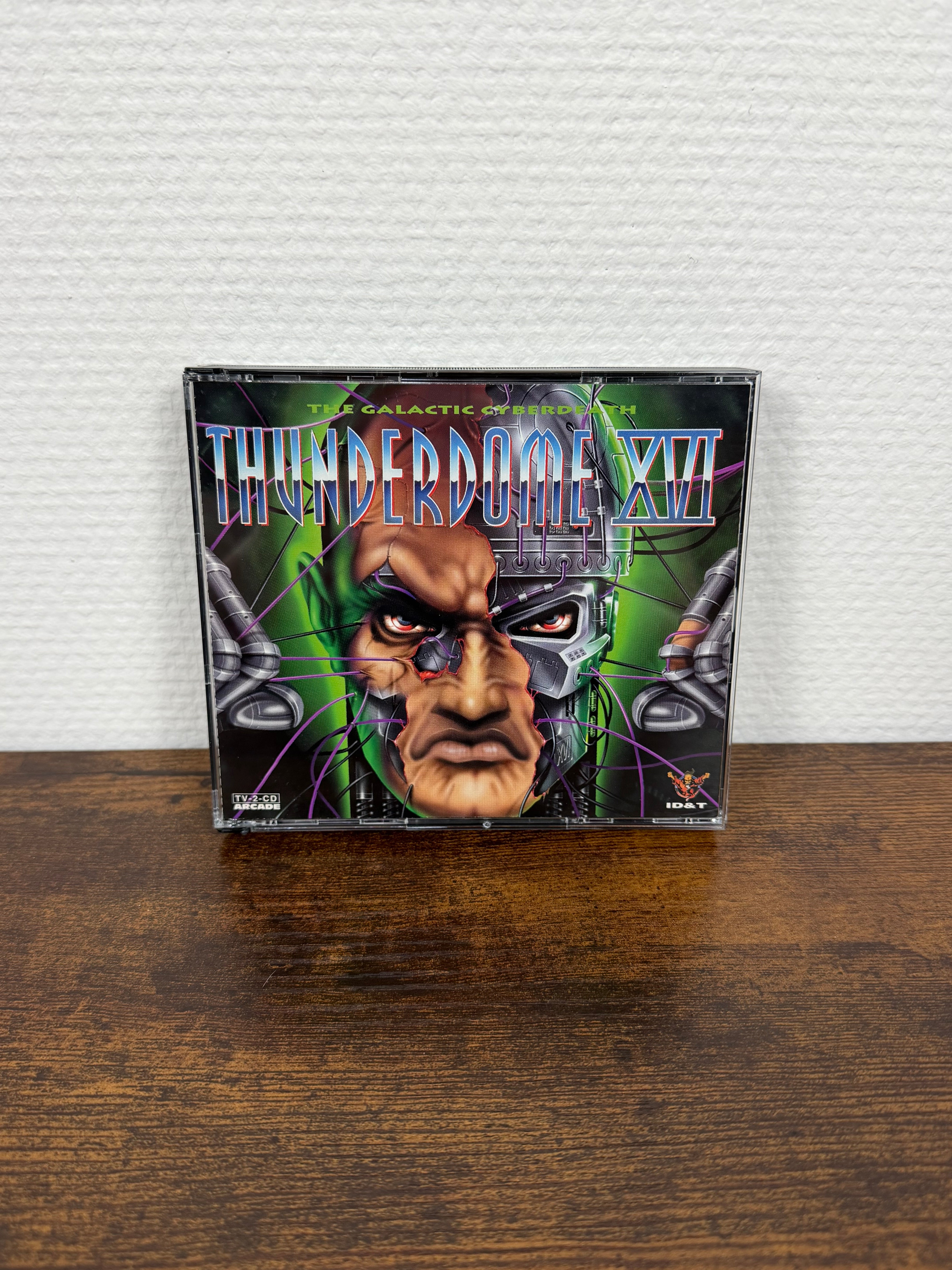 VINTAGE THUNDERDOME / ID&T – Page 3