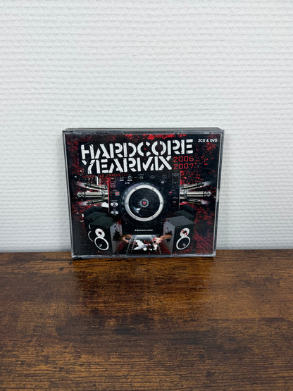 (2007) Hardcore Yearmix 2006 / 2007 (2x CD, 1x DVD)