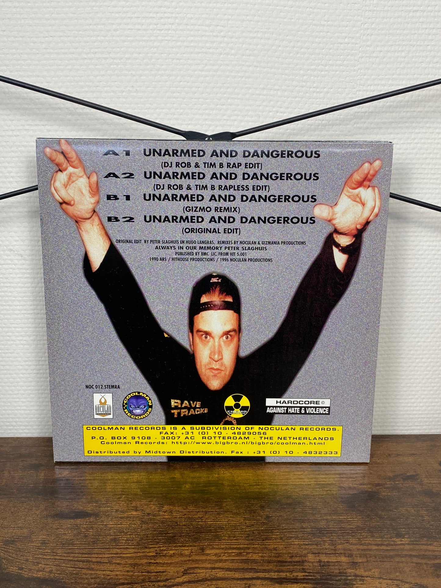 (1996) MC Hughie Babe – Unarmed And Dangerous (Vinyl)