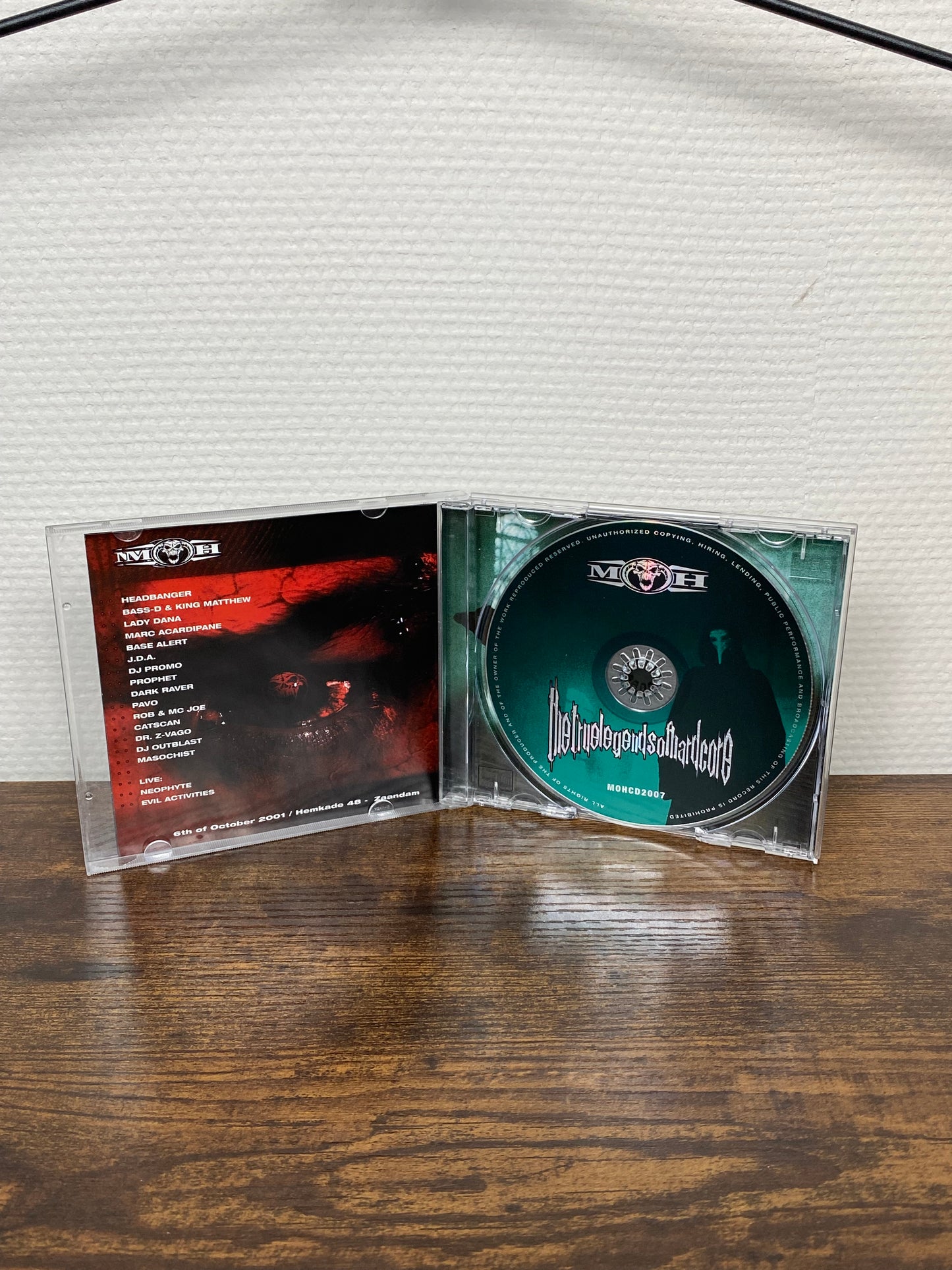(2001) Masters Of Hardcore Chapter VII - Thetruelegendsofhardcore (CD)