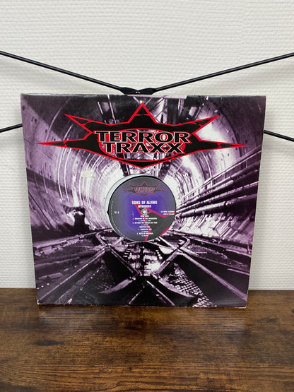 (1994) Sons Of Aliens – Intruders (Vinyl, TT 4)
