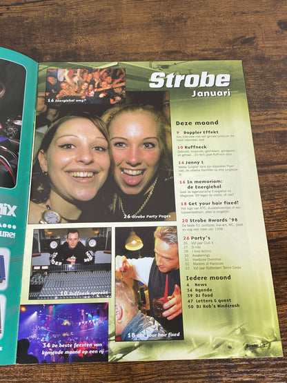 (1999) Strobe Magazine 38