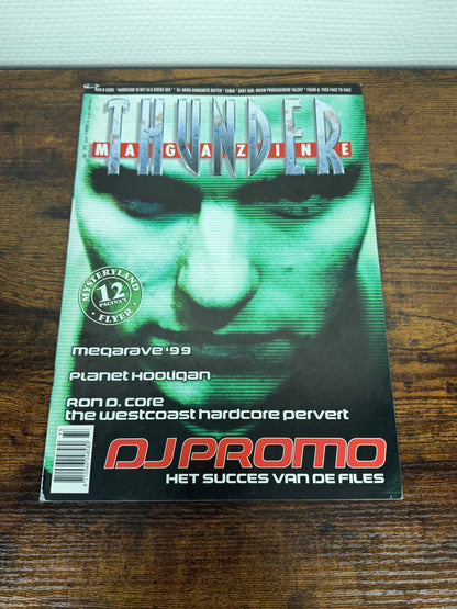(1999) Thunder Magazine 33