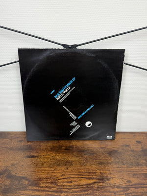 (2004) Base Graffiti – Base EP (Vinyl, Hard House)