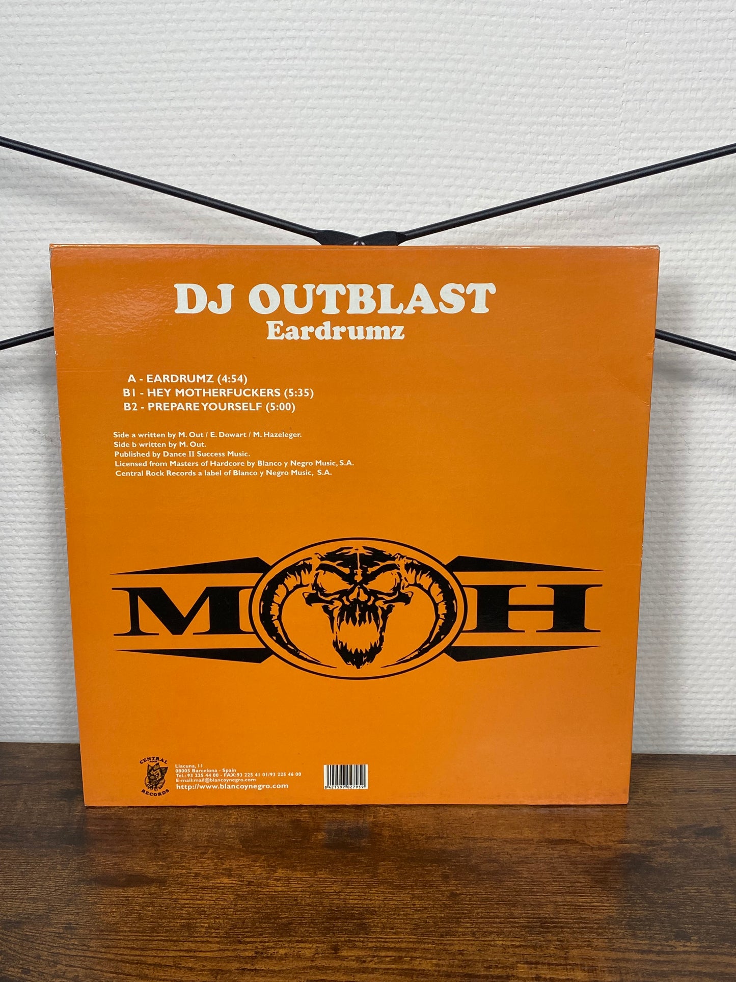 (2001) DJ Outblast – Eardrumz (Vinyl)
