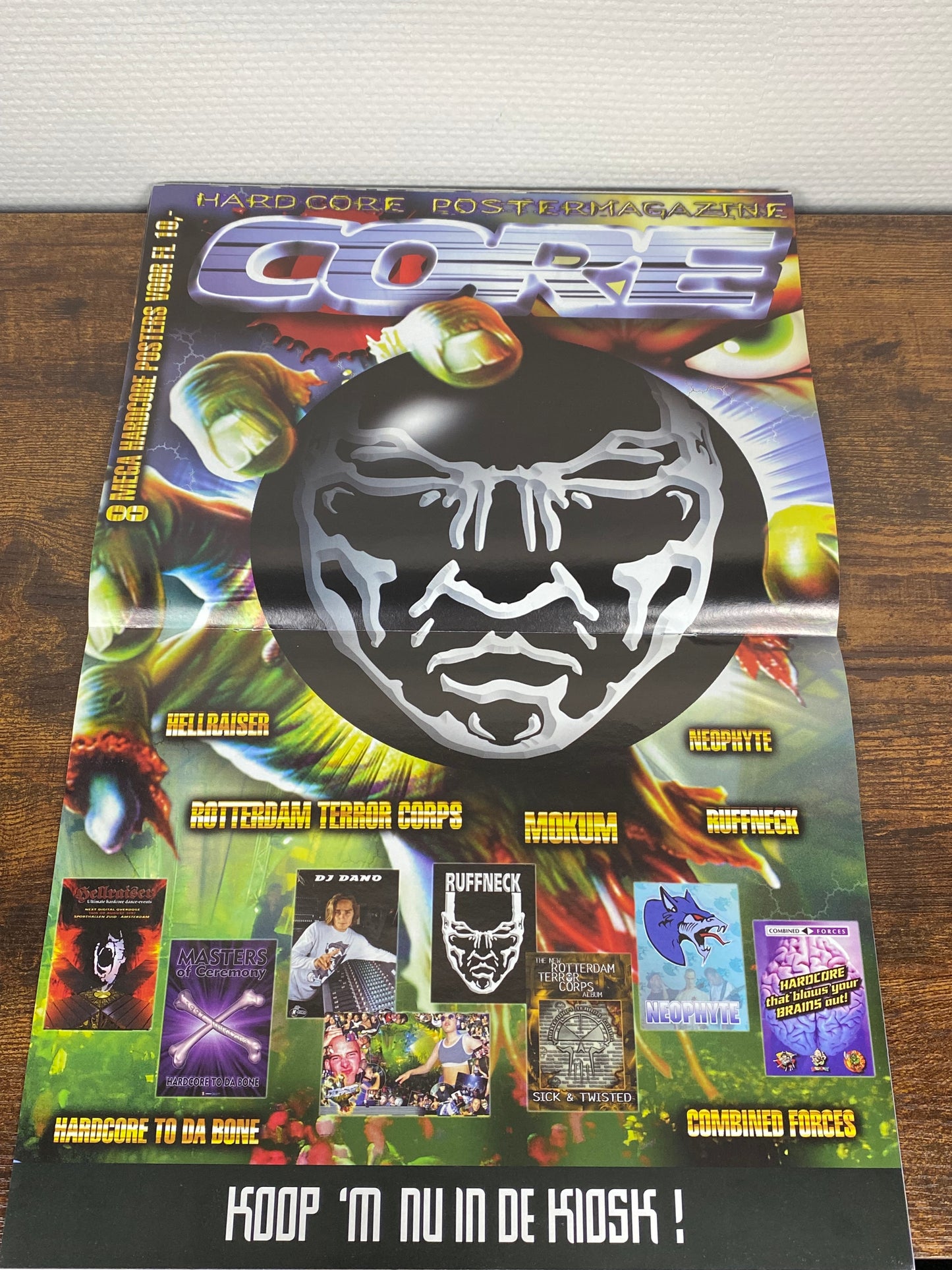(1997) Strobe Magazine 24 (With Core Poster)