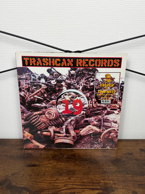 (1996) Enfusia Vs. Fourtrezz – Knock Out EP (Vinyl, Hardcore, Gabber, Happy Hardcore)