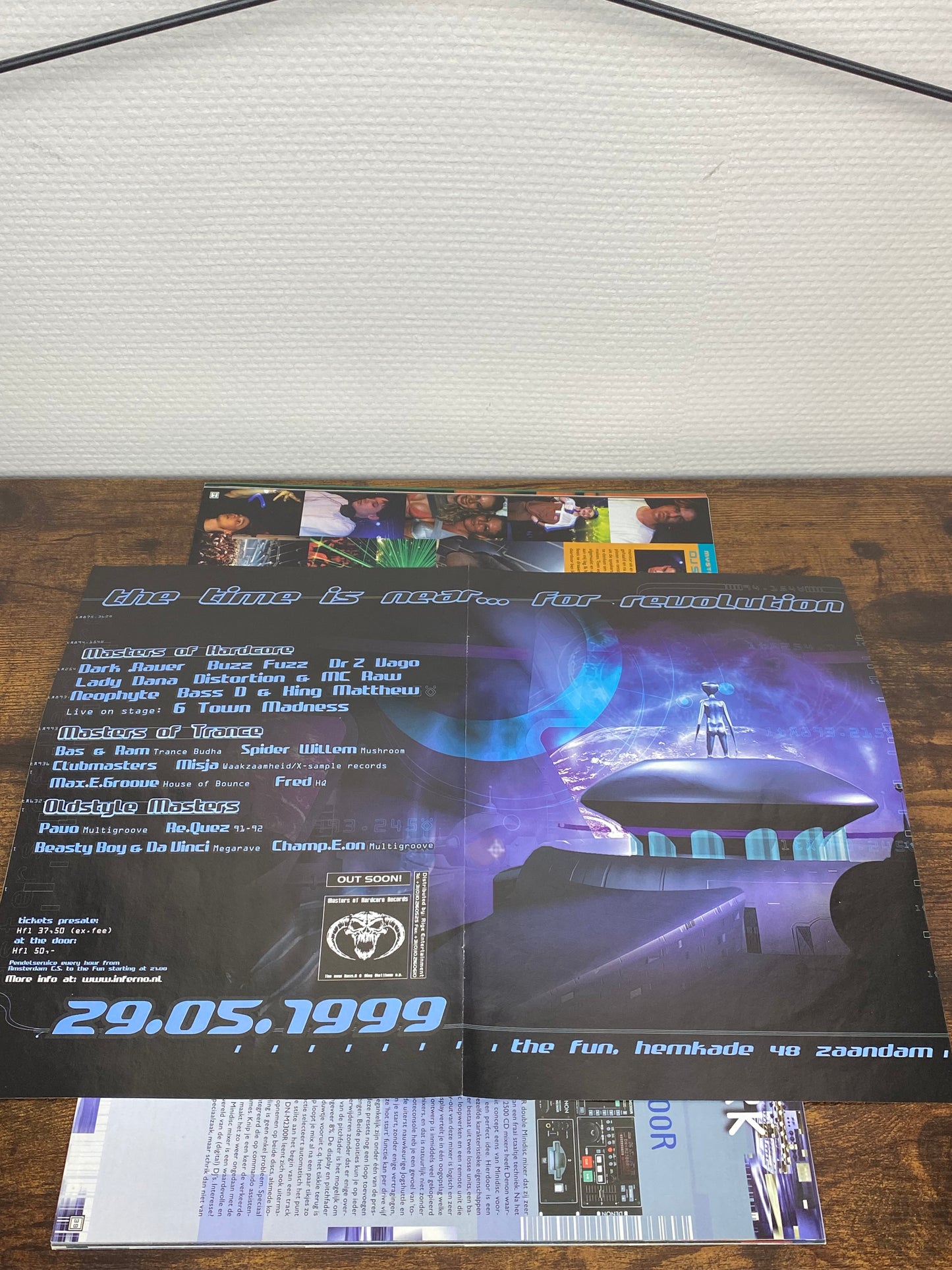 (1999) Thundermagazine 32 (With Symbiont & Masters of Hardcore Double-Sided Poster)