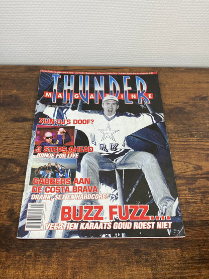 (1998) Thundermagazine 24