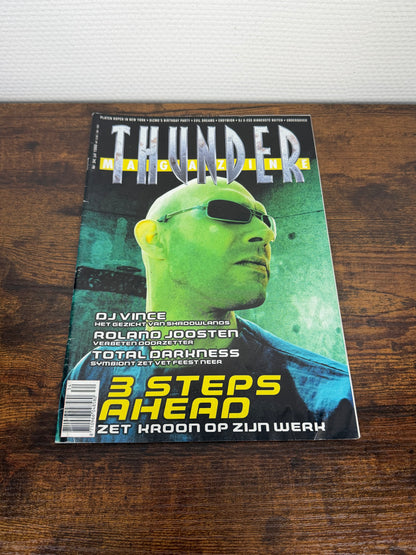 (1999) Thunder Magazine 34