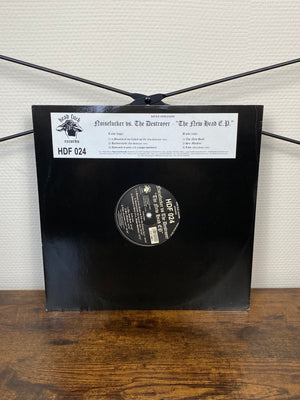 (2007) Noizefucker vs. The Destroyer – The New Head EP (Vinyl)