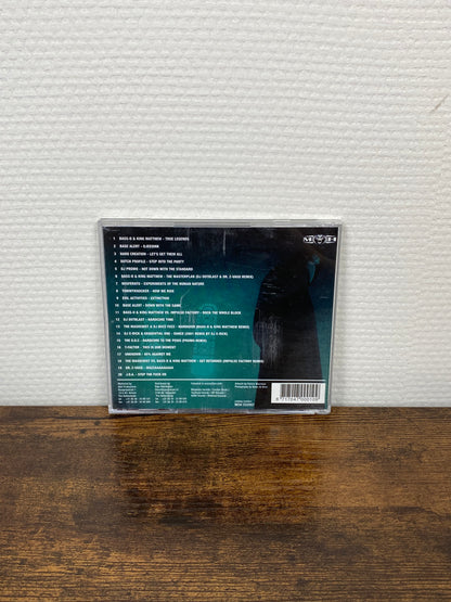 (2001) Masters Of Hardcore Chapter VII - Thetruelegendsofhardcore (CD)