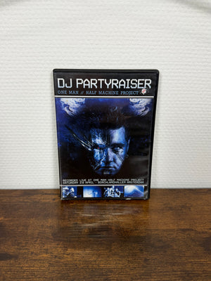 (2007) DJ Partyraiser – One Man // Half Machine Project 2 (DVD)