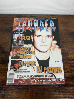 (1998) Thunder Magazine 18