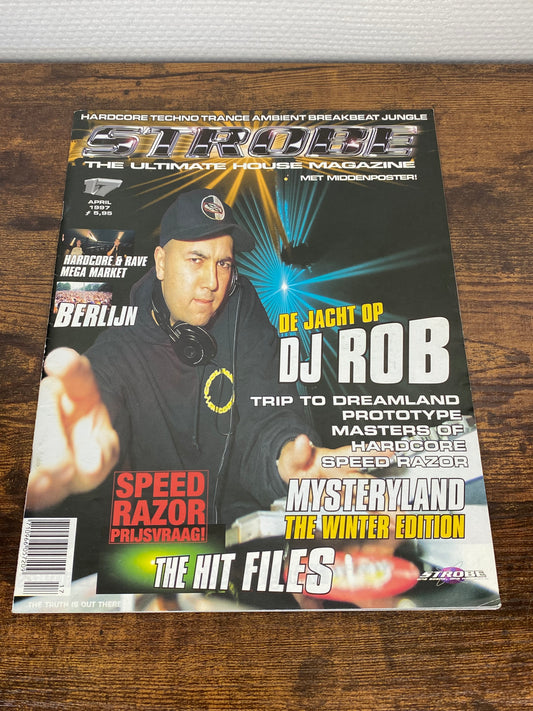 (1997) Strobe Magazine 17