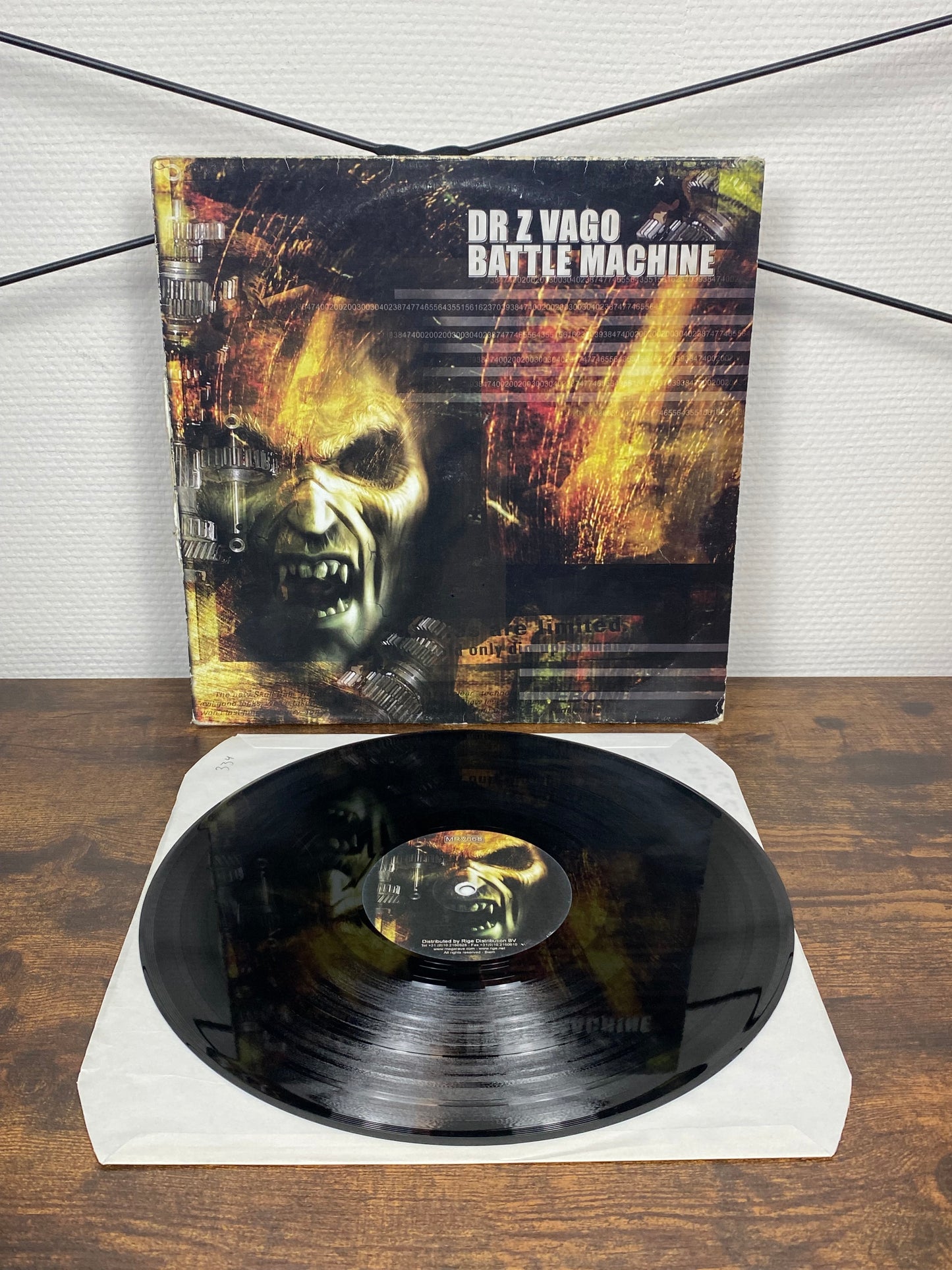 (2003) Dr Z Vago – Battle Machine (Vinyl)