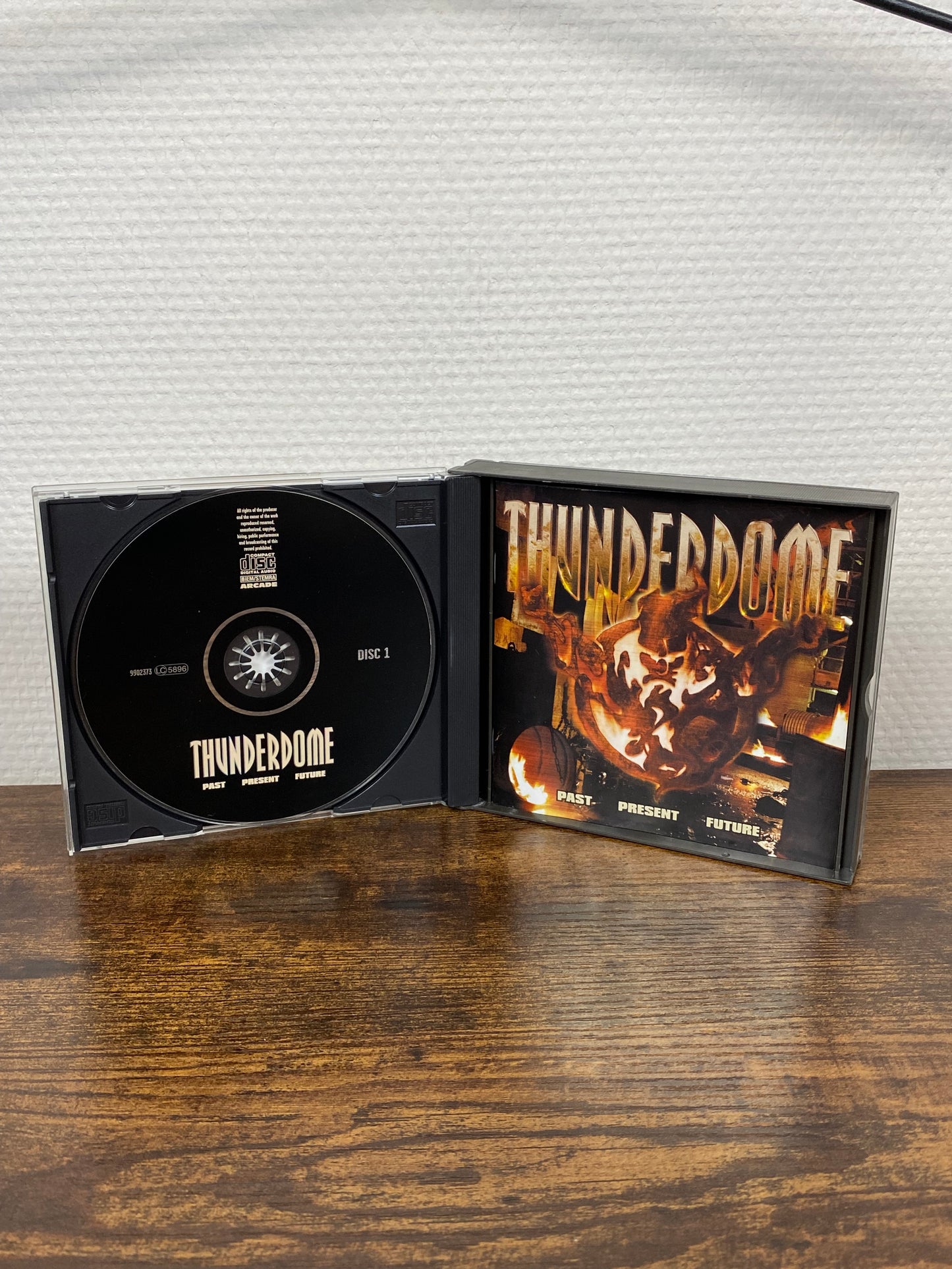 Thunderdome '99 - Past Present Future (2x CD)