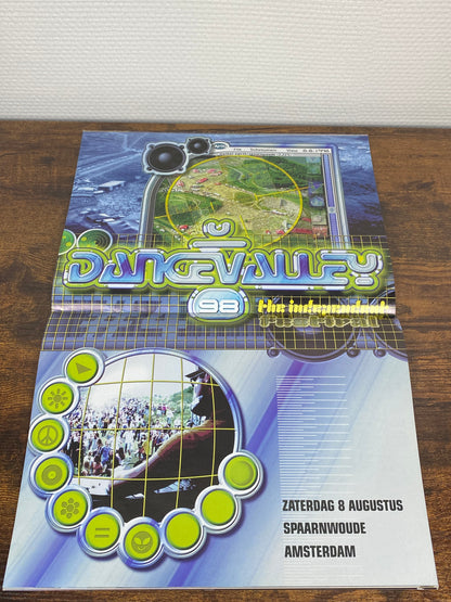 (1998) Strobe Magazine 33 (With Dance Valley '98 Poster)