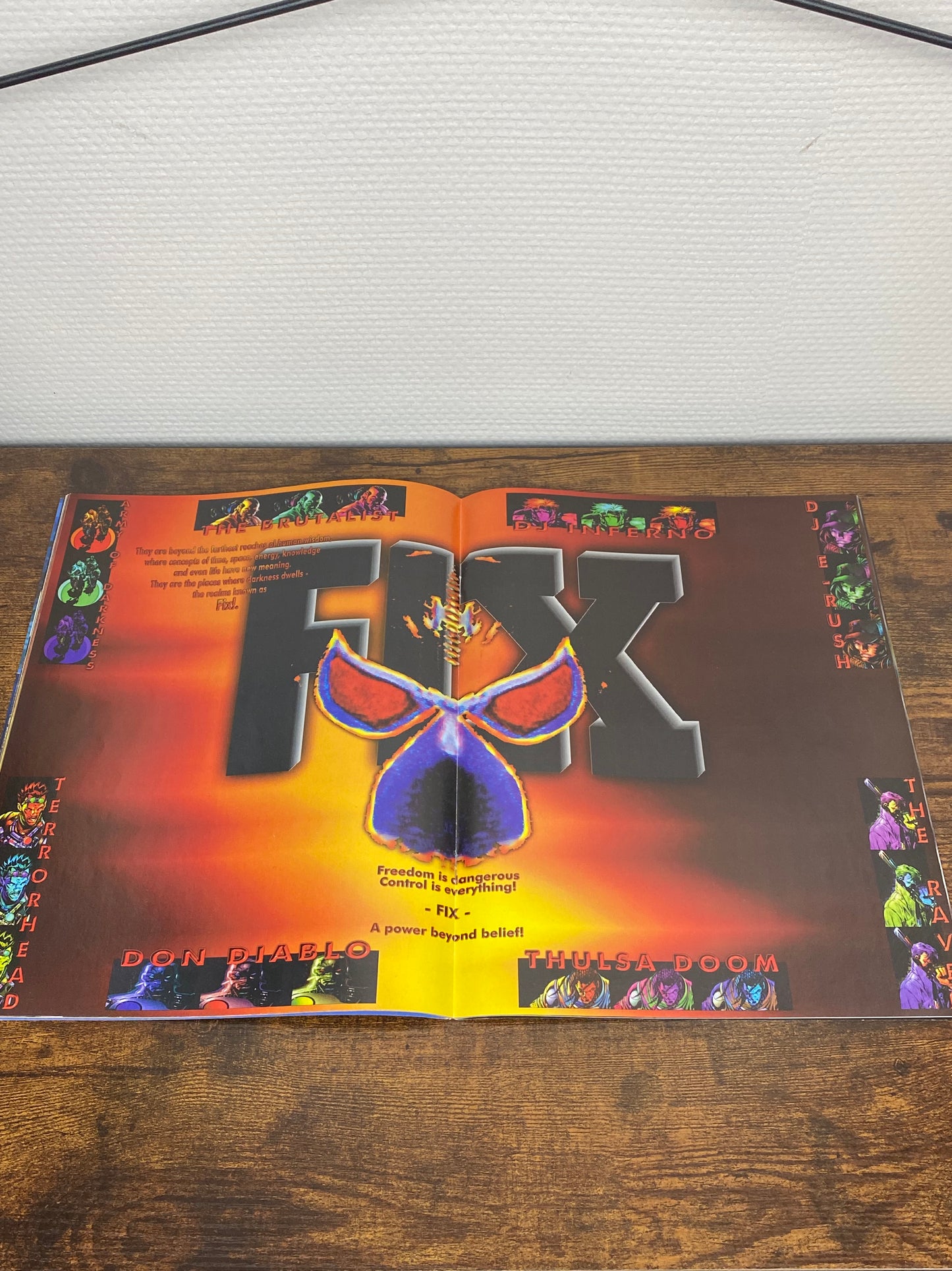 (1998) Strobe Magazine 29 (With Fix Records Poster)