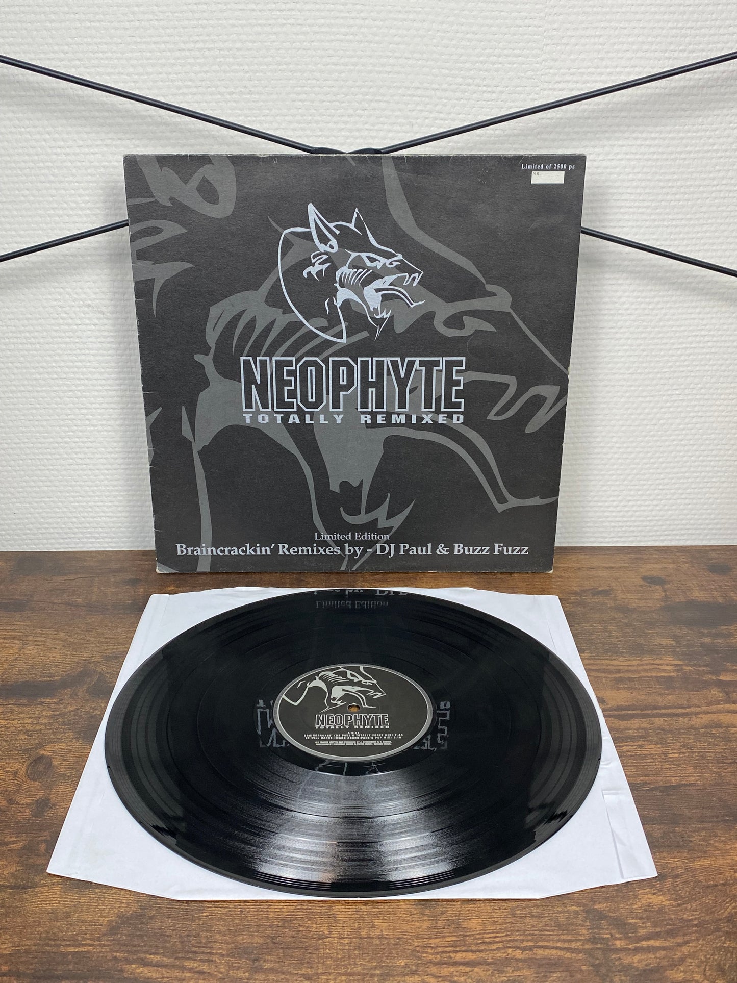(1998) Neophyte – Totally Remixed (Vinyl)