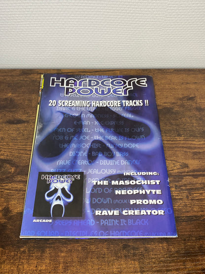 (1999) Thundermagazine 34 (Includes a Poster)