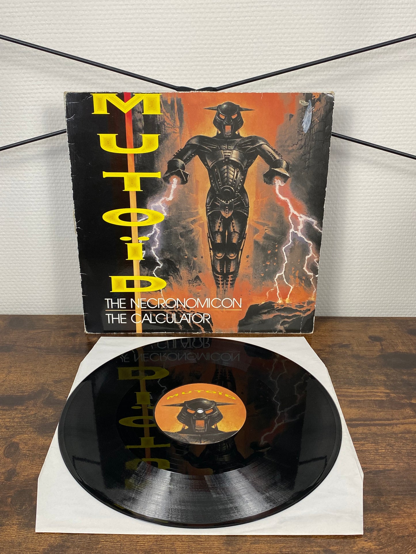 Mutoïd – The Necronomicon / The Calculator (Vinyl)