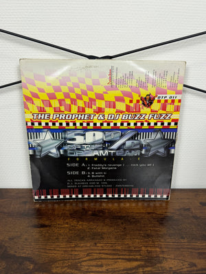 (1996) 50% Of The Dreamteam – Formula-E (Vinyl, Hardcore, Gabber)