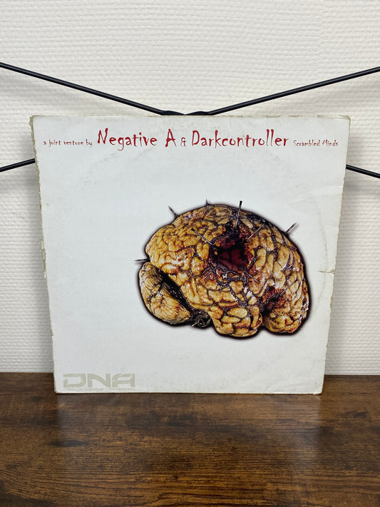 (2004) Negative A & Darkcontroller – Scrambled Minds (Vinyl)