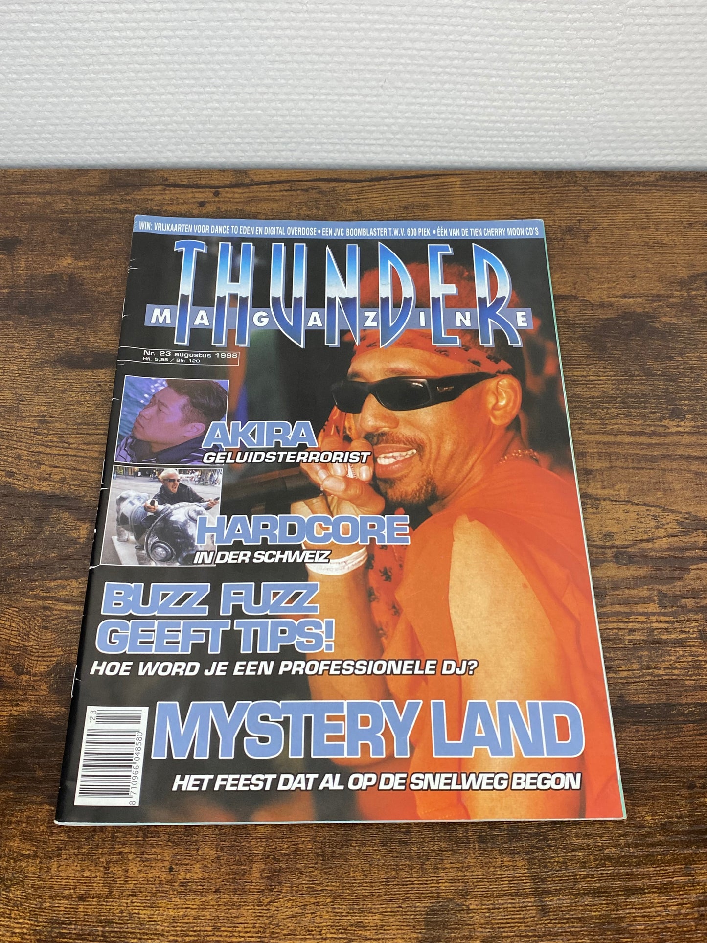 (1998) Thundermagazine 23