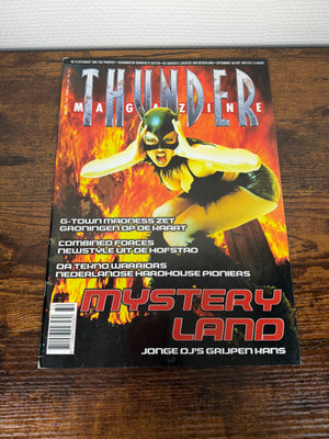 (1999) Thunder Magazine 32 (Including Symbiont & MOH 1999 Poster)