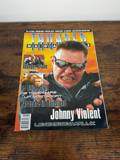 (1998) Thunder Magazine 19 (Including Speedrazor Poster)