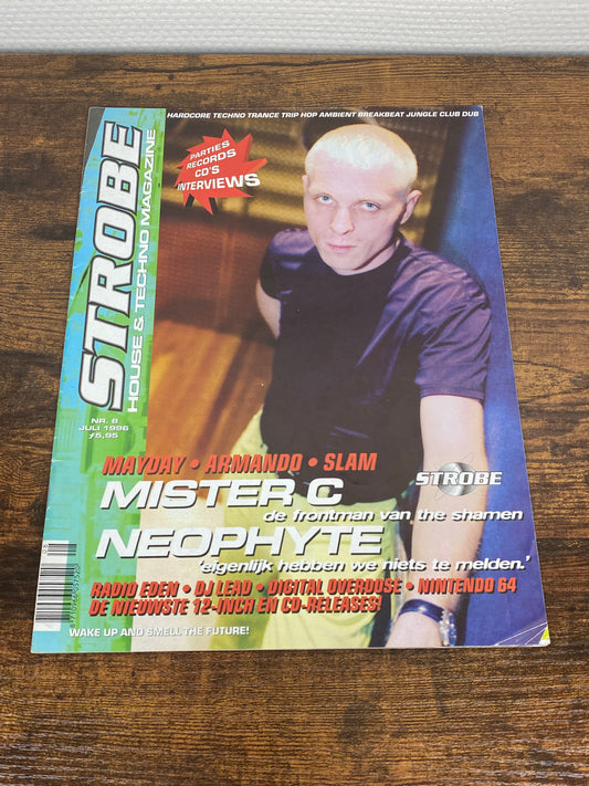 (1996) Strobe Magazine 8