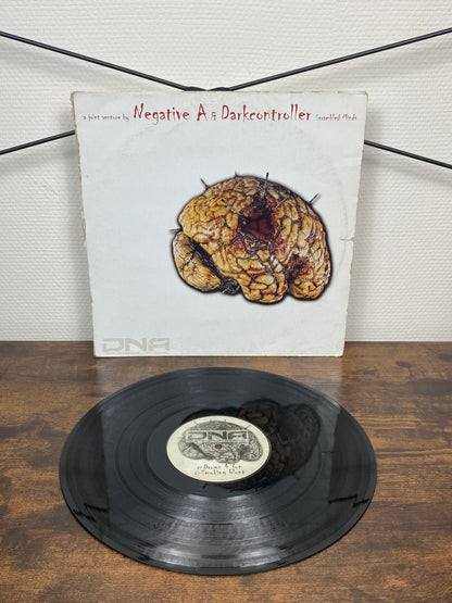 (2004) Negative A & Darkcontroller – Scrambled Minds (Vinyl)